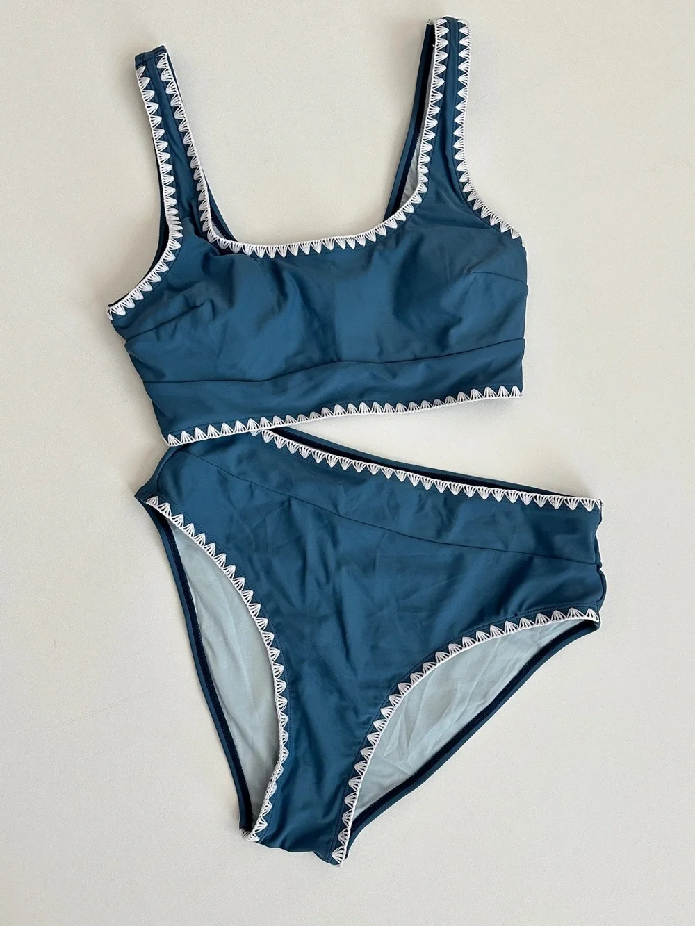 Cupshe Blue White Crochet Trim Scoop Neck High-Waist Bikini Set Size M